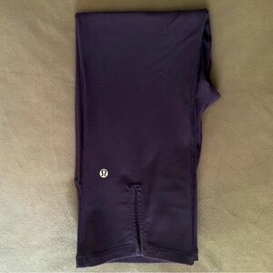 Lululemon Eggplant / Purple Crop Pant Size 6